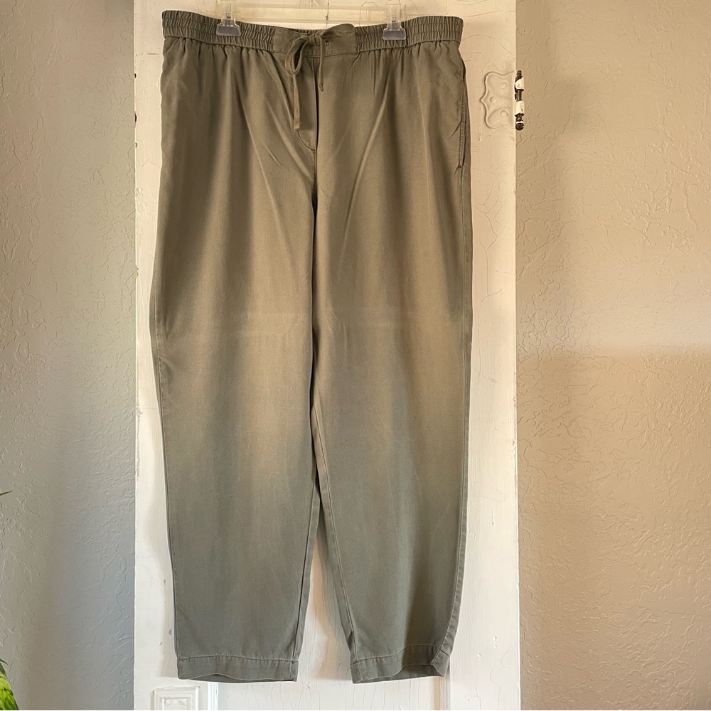 Talbots Olive Green Cropped Drawstring Pants